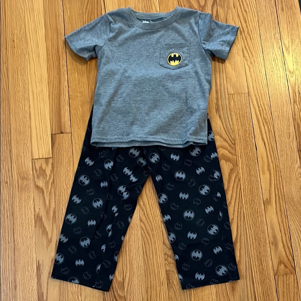 Carter’s Sz 6 Batman Pajamas